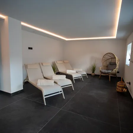 Eickhagen Nº7 - 10 Personen - 5 Schlafzimmer - 220qm - 4 Badezimmer - Wellness - Sauna