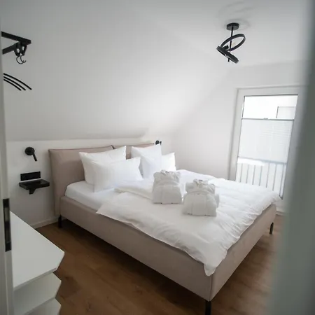 Eickhagen Nº7 - 10 Personen - 5 Schlafzimmer - 220qm - 4 Badezimmer - Wellness - Sauna Apartmán *