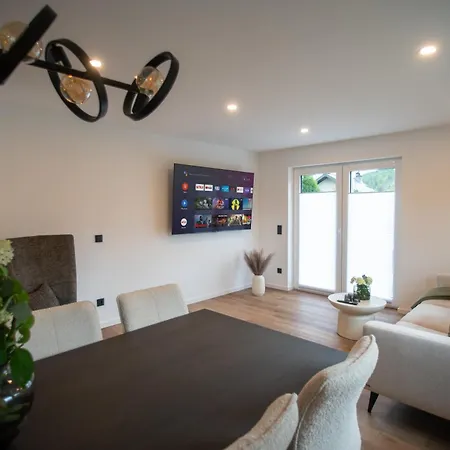 Eickhagen Nº7 - 10 Personen - 5 Schlafzimmer - 220qm - 4 Badezimmer - Wellness - Sauna *