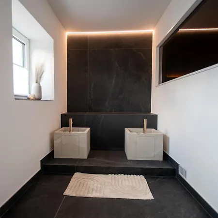 Eickhagen Nº7 - 10 Personen - 5 Schlafzimmer - 220qm - 4 Badezimmer - Wellness - Sauna 아파트 *